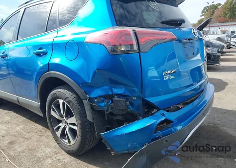 2018 Toyota Rav4 Xle from USA, damaged, VIN JTMWFREVXJJ196476